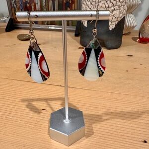 Shell & Abalone Teardrop Earrings Puerto Rico Women Red Black White